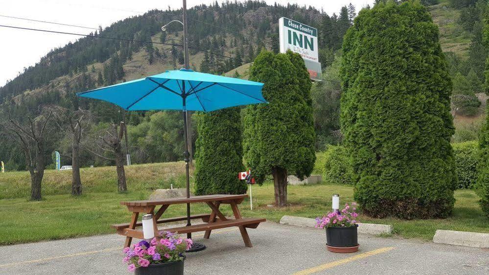 Chase Country Inn Exterior photo